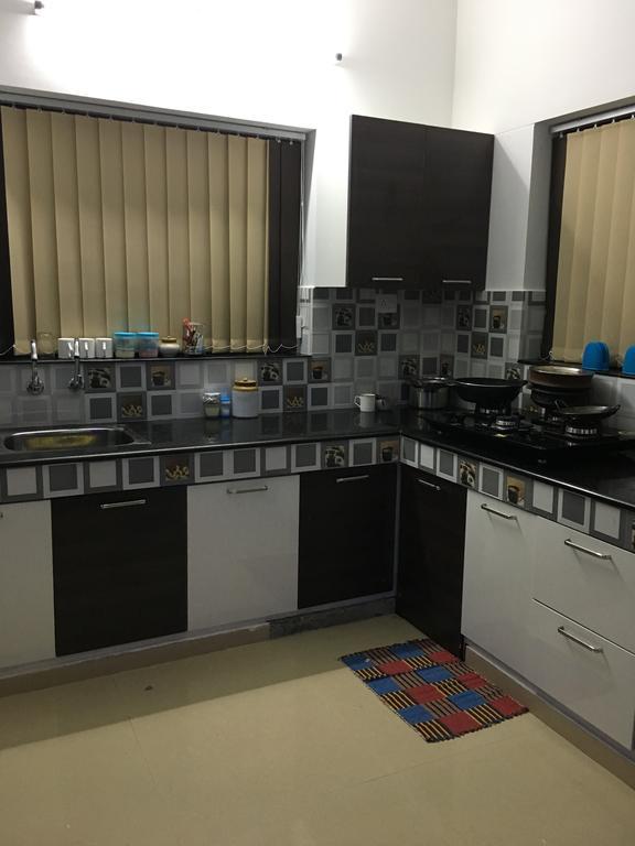 Rams Guest House Near Lulu Mall Thiruvananthapuram Buitenkant foto