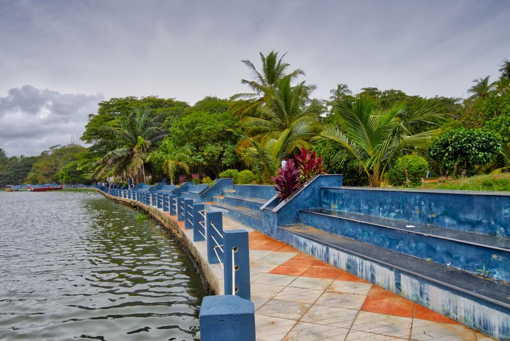 Rams Guest House Near Lulu Mall Thiruvananthapuram Buitenkant foto