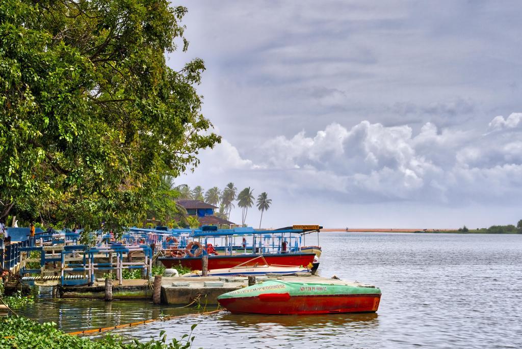 Rams Guest House Near Lulu Mall Thiruvananthapuram Buitenkant foto